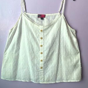 A medium tank top. Never used